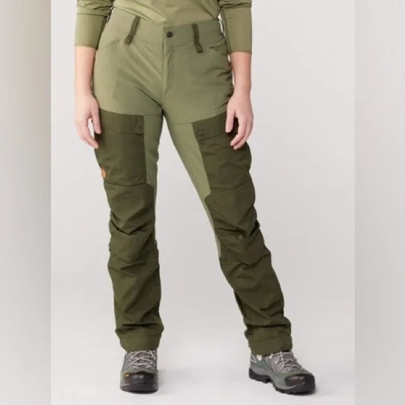 Fjallraven Women’s Keb Trousers Curved - Deep Forest / Laurel Green Size 4 - Picture 7 of 12